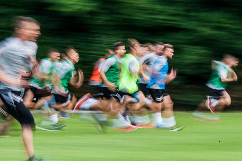 Trénink fotbalistů FC Hradec Králové v rámci letní přípravy.