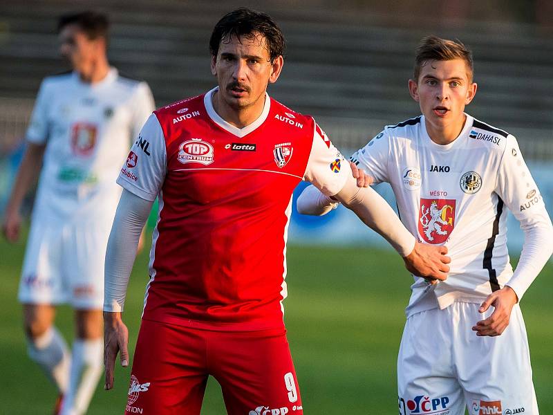 Fotbalová FORTUNA:NÁRODNÍ LIGA: FC Hradec Králové - FK Pardubice.