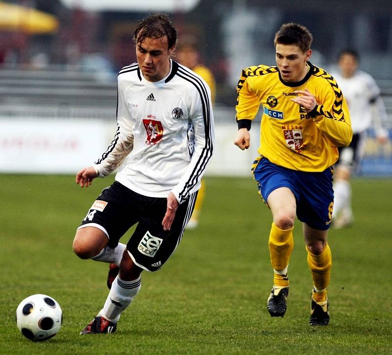 Fotbal, II. liga: FC Hradec vs. Jihlava (22. března 2009)