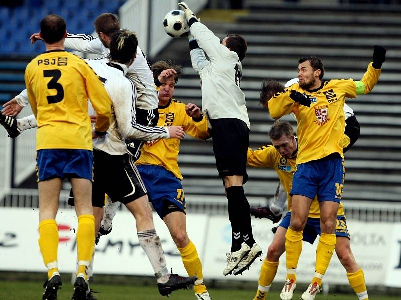 Fotbal, II. liga: FC Hradec vs. Jihlava (22. března 2009)