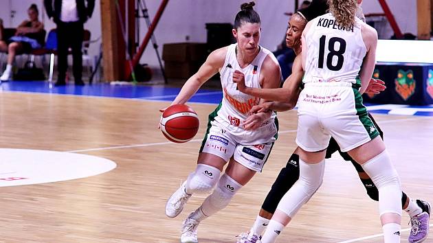 Basketbalistky Žabin Brno postoupili do semifinále play-off.