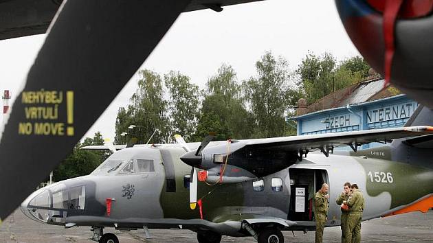 Největší tuzemská letecká přehlídka vojenské techniky Czech International Air Fest (CIAF) se po šesti letech vrací z Brna do svého rodného města Hradce Králové. 