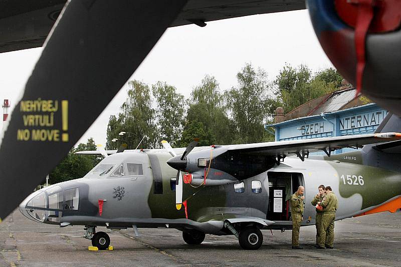 Největší tuzemská letecká přehlídka vojenské techniky Czech International Air Fest (CIAF) se po šesti letech vrací z Brna do svého rodného města Hradce Králové. 