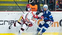 Čtvrtfinále play off hokejové extraligy: Mountfield HK - HC Kometa Brno.