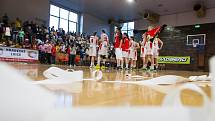 Ženská basketbalová liga - finále play off: TJ Sokol Hradec Králové - ZVVZ USK Praha.