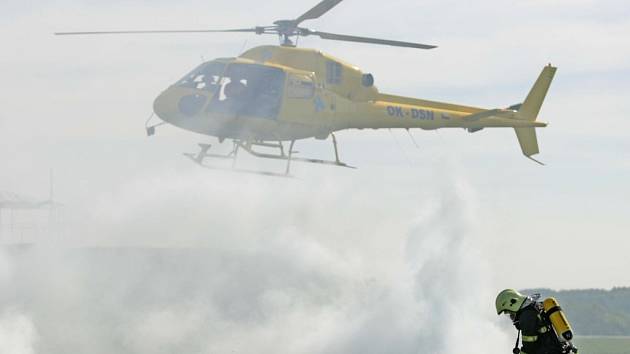 Na Helicopter show se představí také vrtulník záchranných složek.