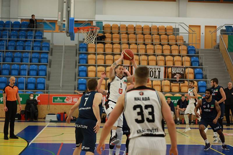 Kooperativa NBL: Královští sokoli Hradec Králové - NH Ostrava.