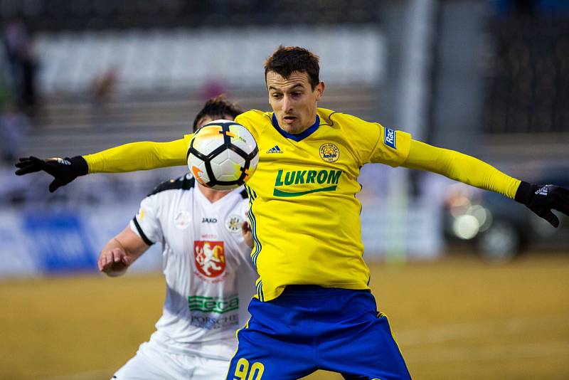 Čtvrtfinále fotbalového MOL Cupu: FC Hradec Králové - FC Fastav Zlín.