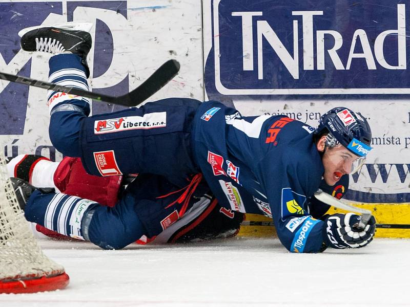 Hokejová extraliga: Mountfield HK - Bílí Tygři Liberec.