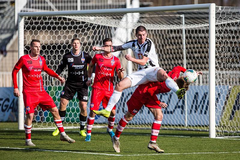 Fotbalová FORTUNA:NÁRODNÍ LIGA: FC Hradec Králové - SK Líšeň.