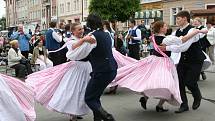 Na Folklorním festivalu Pardubice - Hradec Králové  se představilo 16 souborů.