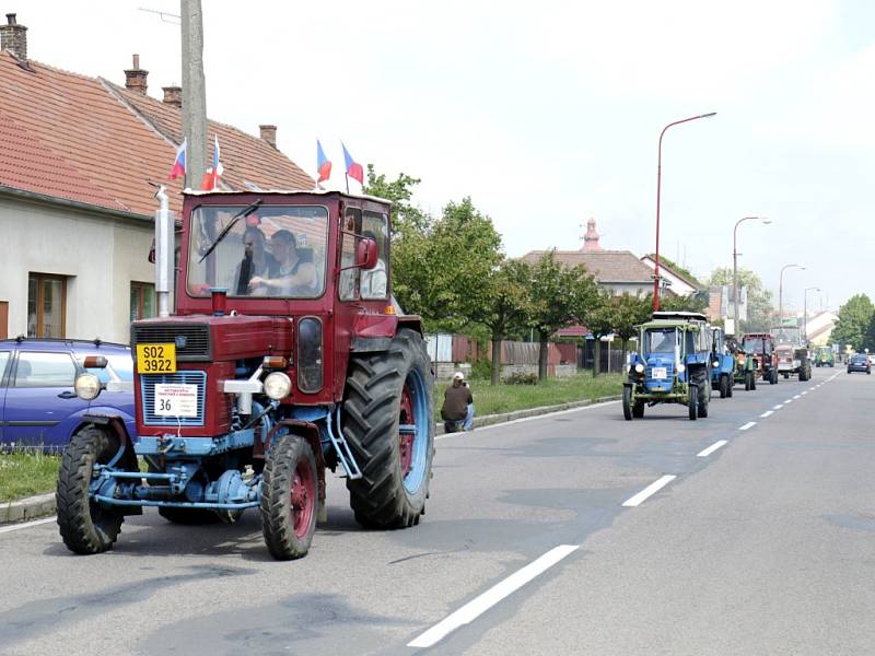 Traktoriáda v Novém Bydžově.