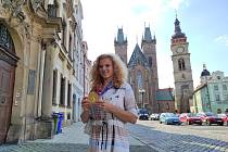 Tři roky po triumfu ve Fed Cupu se Kateřina Siniaková přijela do rodného Hradce pochlubit i s olympijskou medailí.