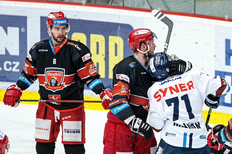 Čtvrtfinále play off hokejové extraligy: Mountfield HK - Bílí Tygři Liberec.