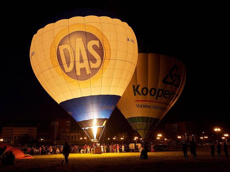 Balonové nebe v Hradci Králové, 31.července 2010.