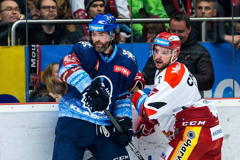 Hokejová extraliga: Mountfield HK - Rytíři Kladno.