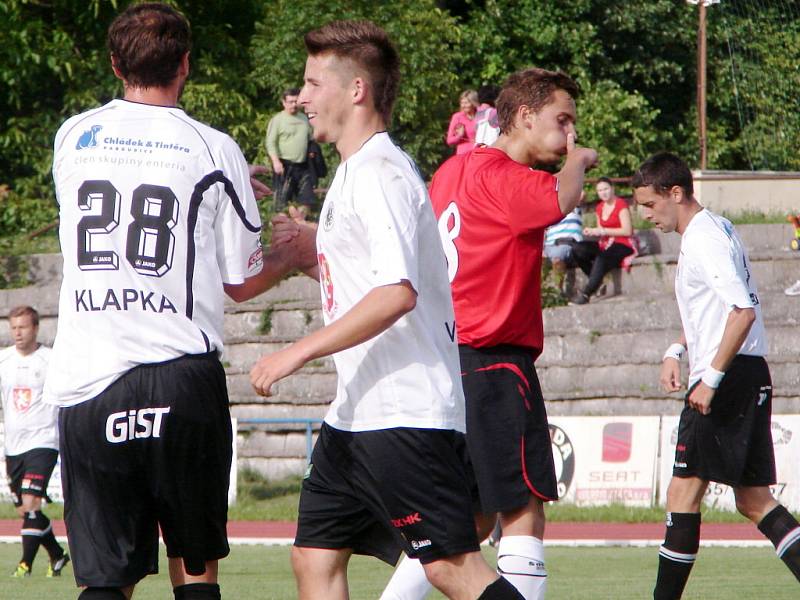 Fotbalová příprava: MFK Chrudim - FC Hradec Králové.