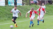 Vysoká nad Labem - Slavia Hradec Králové (v červenobílém) 0:5