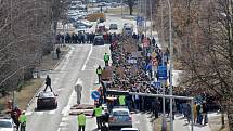 Protestní pochod vysokoškolských studentů krajským městem v rámci akce Týden neklidu.