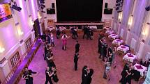 Kurzy tance pro manželské páry a taneční dvojice v královéhradeckém Adalbertinu.