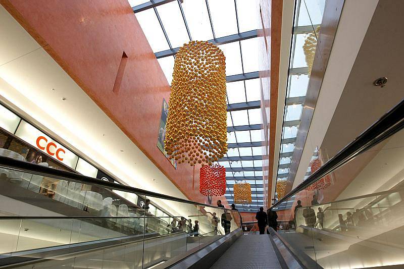 Slavnostní otevření Obchodního centra Atrium v Hradci Králové se konalo 11. listopadu 2009