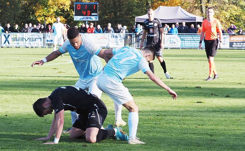 Brazilský záložník Bernardo Frizoni da Cruz Dias v barvách Chlumce nad Cidlinou.