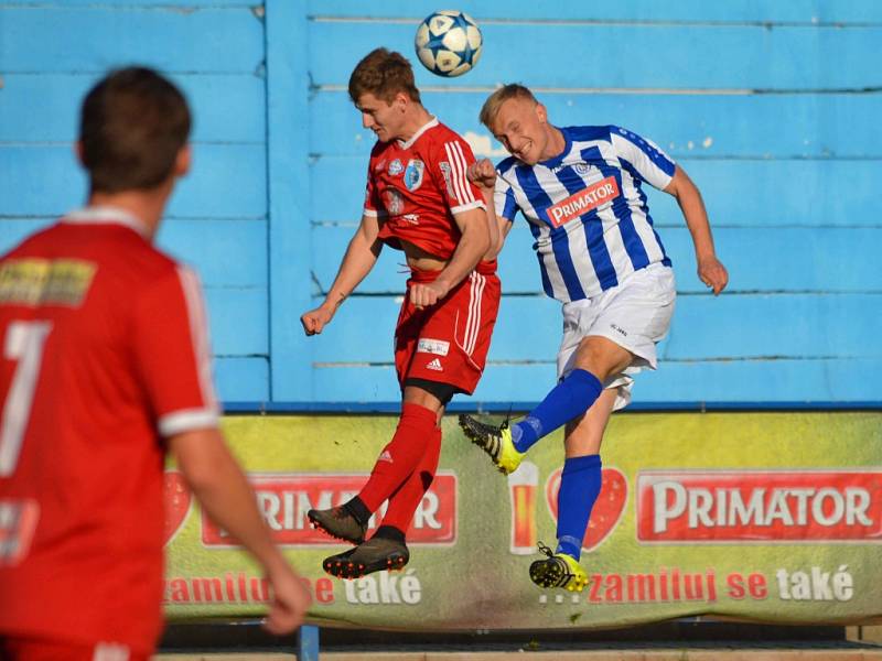 Krajský přebor ve fotbale: FK Náchod - RMSK Cidlina Nový Bydžov.