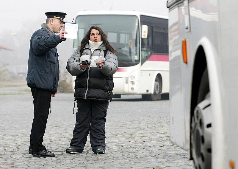 Výluka na železnici mezi Hradcem Králové a Pardubicemi.