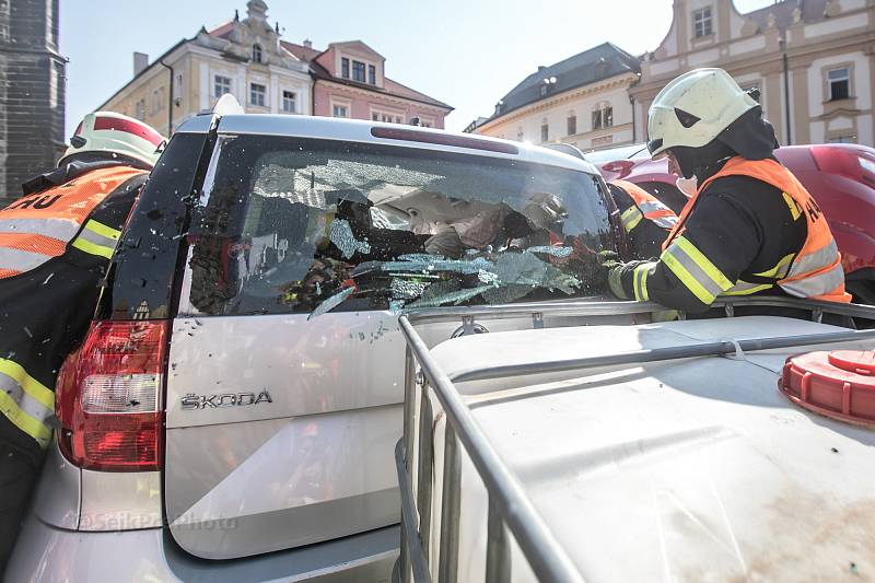 Hradečtí hasiči jsou mistry republiky ve vyprošťování u dopravních nehod.