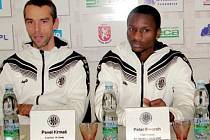 Kapitán a posila - na čtvrteční tiskové konferenci FC Hradec Králové dostali slovo kapitán „votroků“ Pavel Krmaš i jedna z nových tváří - nigerijský útočník Peter Nworah.