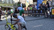 Sobotní Hradec byl ve znamení napínavých závodů na kole.