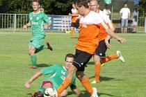 Východočeský superpohár ve fotbale: TJ Sokol Živanice - FC Olympia Hradec Králové.