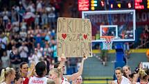 Mistrovství Evropy basketbalistek v Hradci Králové: České republika - Španělsko.