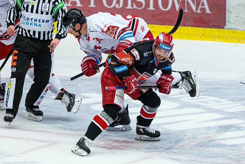 Hokejová extraliga: Mountfield HK - HC Olomouc.