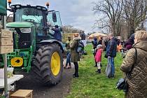 Farmářské trhy se konají v sobotu na Tylově nábřeží.