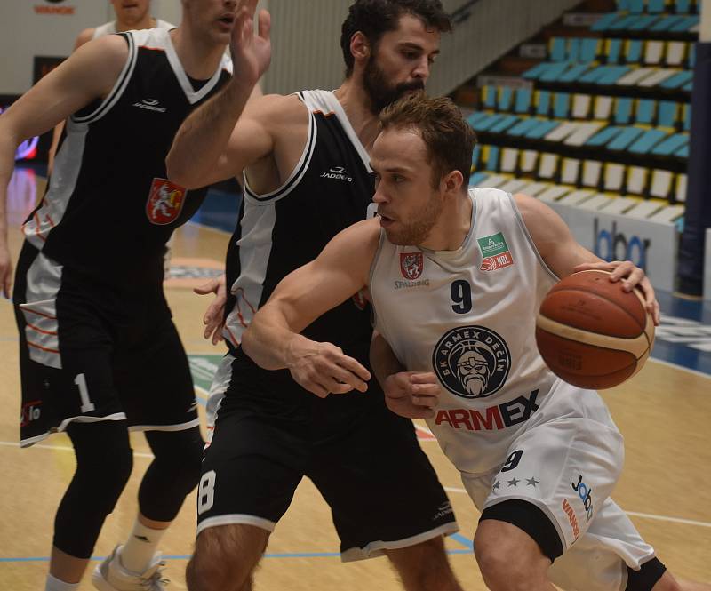 NBL předkolo play-off: Děčín vs. Hradec Králové