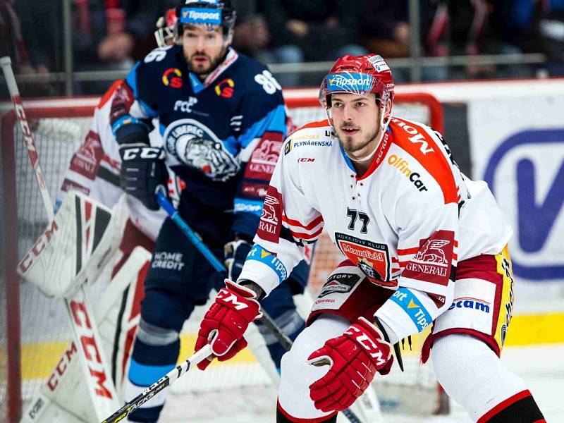 Hokejová extraliga: Mountfield HK - Bílí Tygři Liberec.