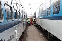 V Chlumci spadl člověk pod vlak, železniční doprava v úseku byla omezená