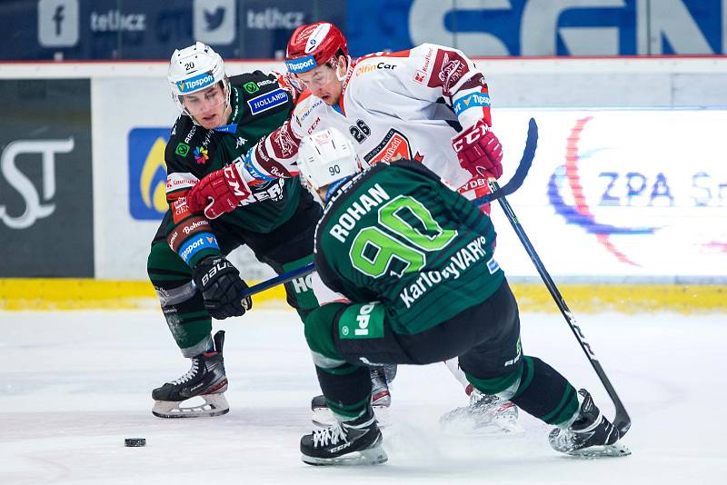 Hokejová extraliga: Mountfield HK - HC Energie Karlovy Vary.