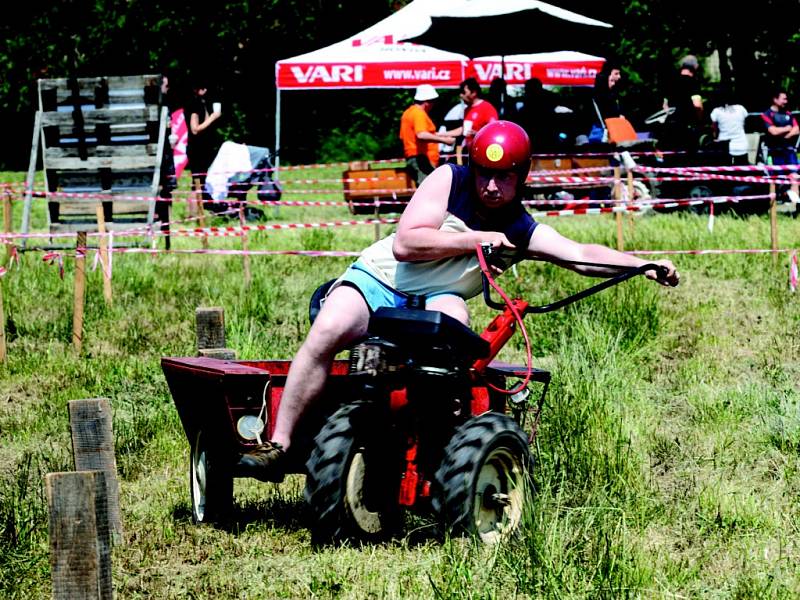 Terra Cup - závody zahradní techniky ve Výravě.