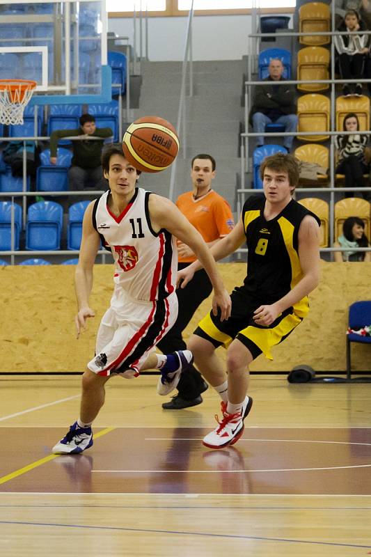 Basketbalová I. liga mužů - čtvrtfinále play off: Sokol Pražské Předměstí Hradec Králové 2 – BC Vysočina Jihlava.