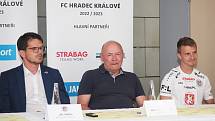 Zástupci FC Hradec Králové na předsezonní tiskové konferenci.