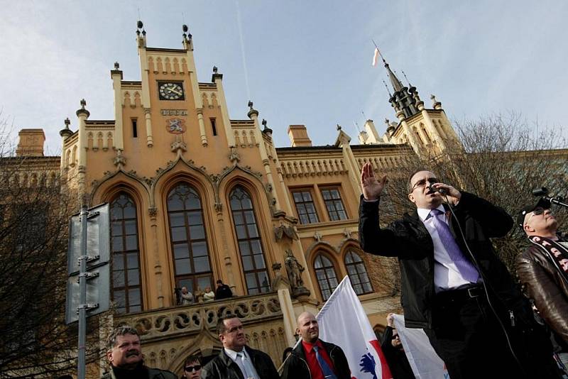 Na Masarykově náměstí promluvil také předseda DSSS Tomáš Vandas