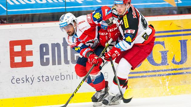 Hokejová extraliga: Mountfield HK - HC Dynamo Pardubice.