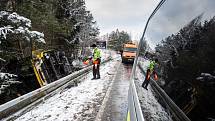 Havárie autobusu u Třebechovic pod Orebem.