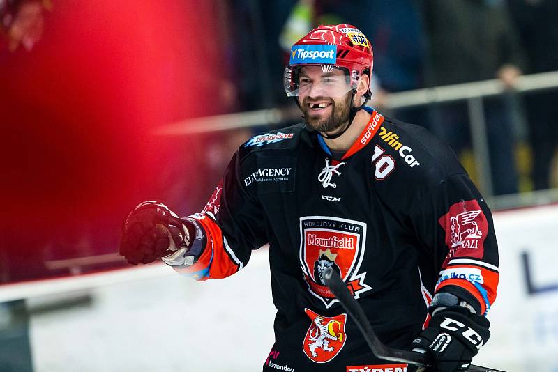 7. čtvrtfinále hokejové extraligy Hradec Králové vs. Liberec (2:1).