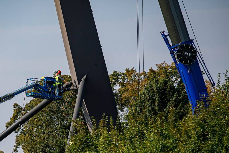 Hradec se na čas loučí s lízátky. První šlo k zemi během chvilky