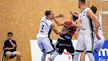 Kooperativa NBL: Královští sokoli - ČEZ Basketball Nymburk.