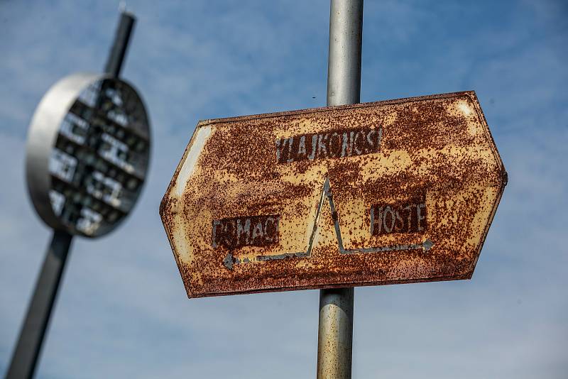 Fotbalový stadion v Hradci Králové - Malšovících.