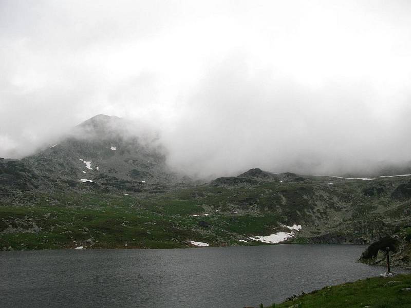 Z cest Luboše Holečka po Rumunsku: jezero Bucura.